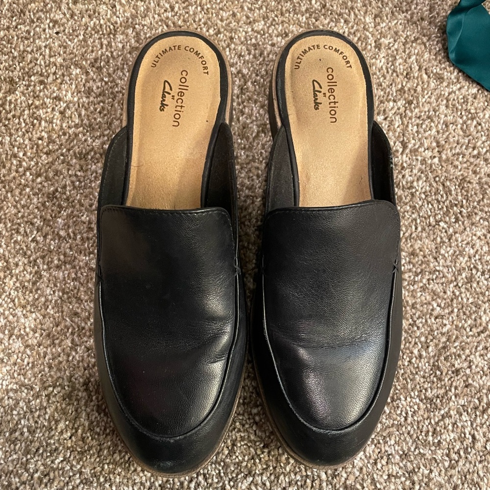 Clark’s Black Leather Loafer Mules